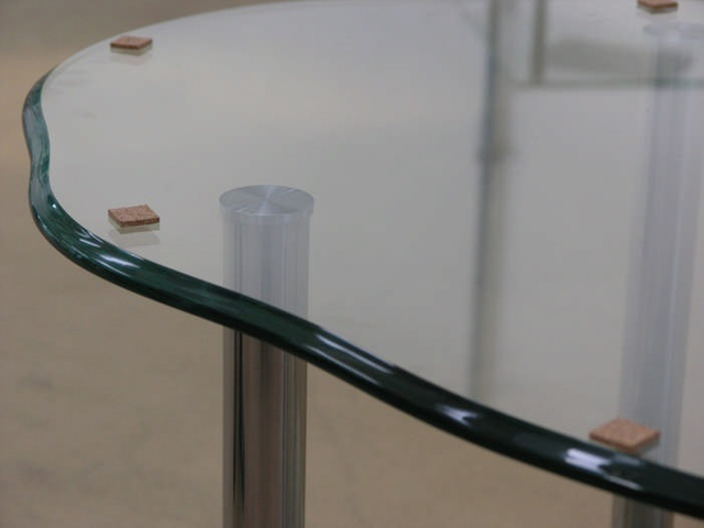 Almofadas protetoras de vidro com cola removível