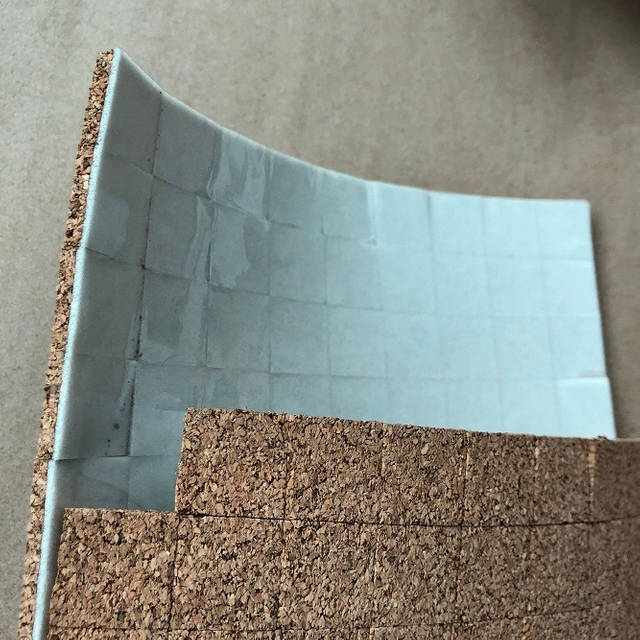 Junta de Cortiça com Espuma Autoadesiva