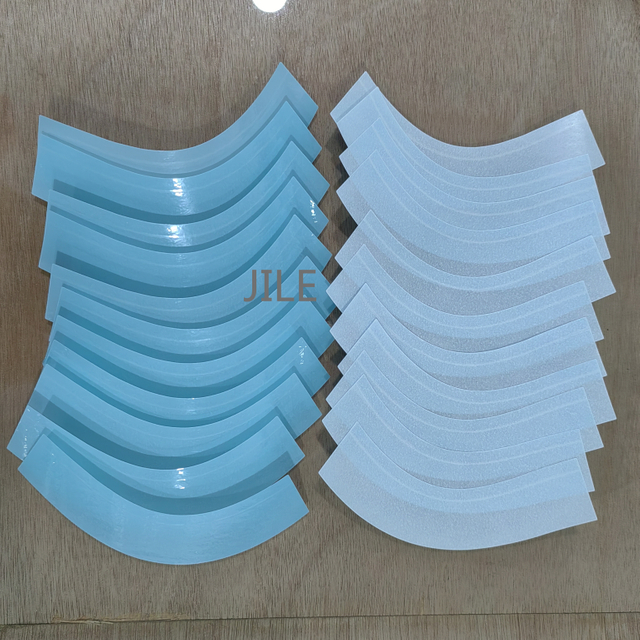 Fita de PVC cortante para aplicação em pintura de automóveis